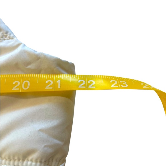 Old Navy Puffer Vest - Picture 7 of 8